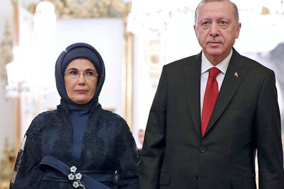 Emine hanım şıklığı! Erdoğan çifti Buckingham Sarayı'ndaki resepsiyona katıldı